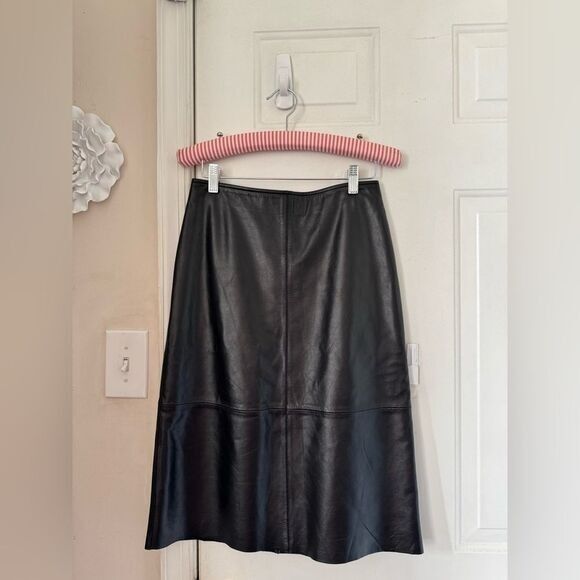 Old Navy Collection Black Leather Skirt Size XS/S - Picture 2 of 12